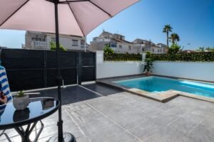 resale villa torrevieja 1136 xl