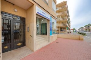 resale apartment torrevieja playa de los naufragos 24967 xl