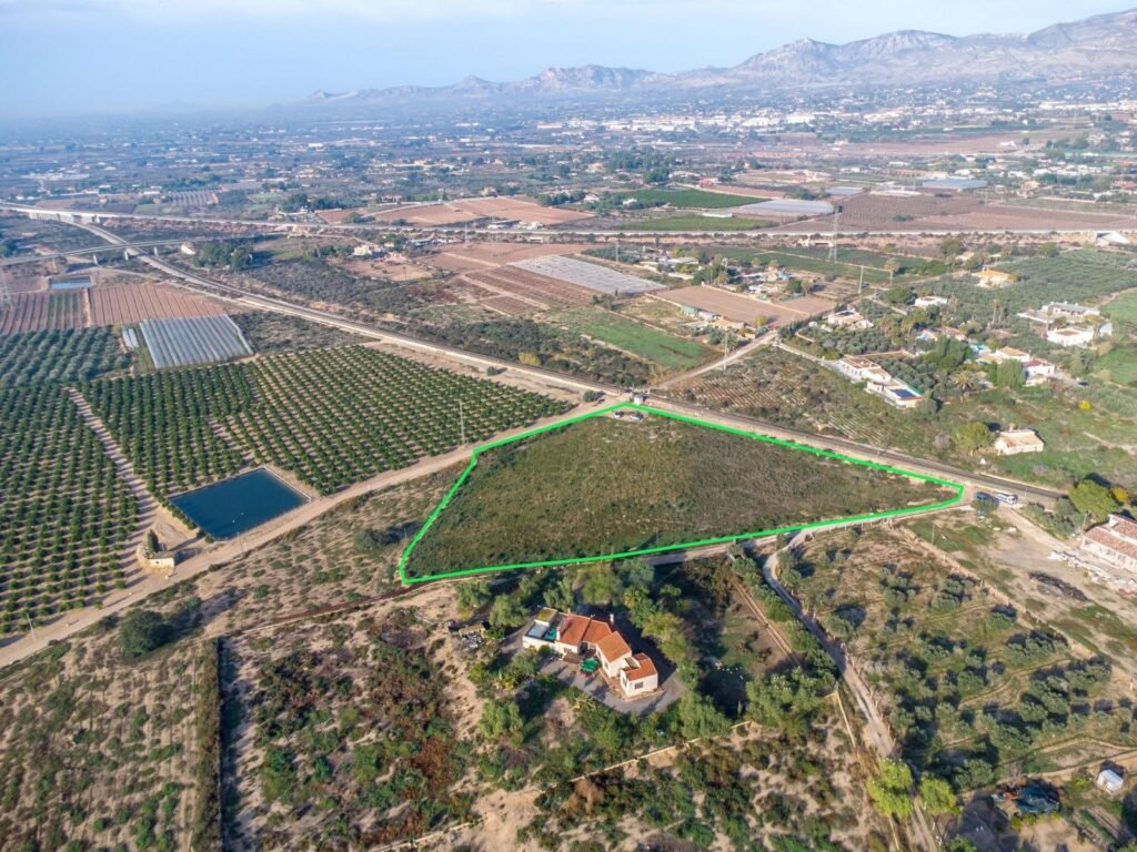 Country Land – Crevillent – 70000 EUR