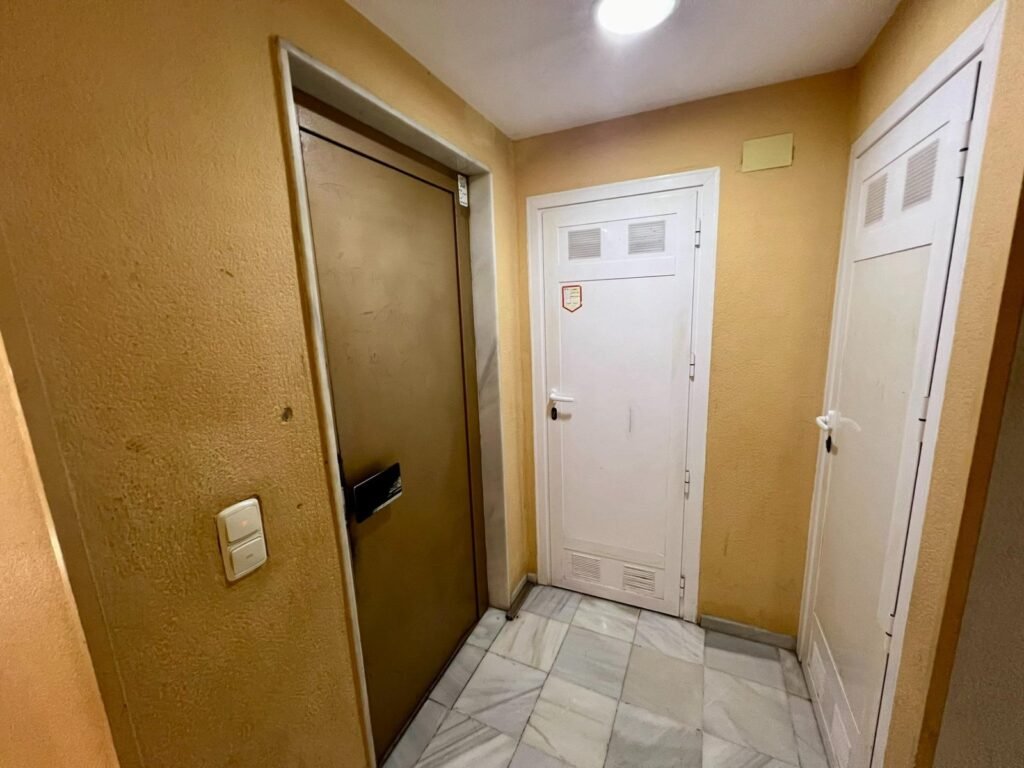 Office – Orihuela – 160000 EUR