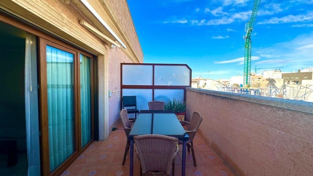 Ylimmän kerroksen koti – Torrevieja