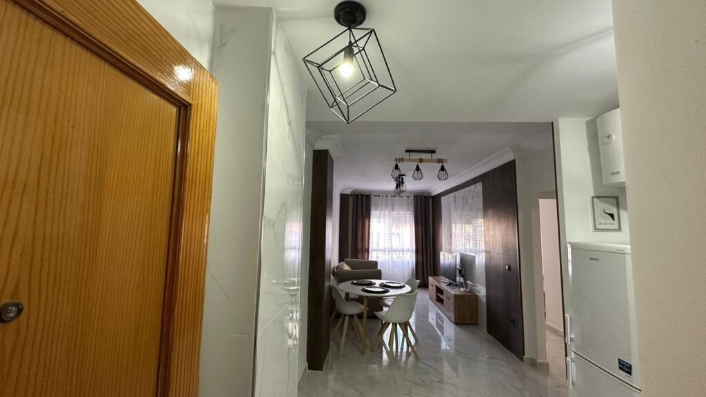Asunto Espanjasta, Avanec Homes