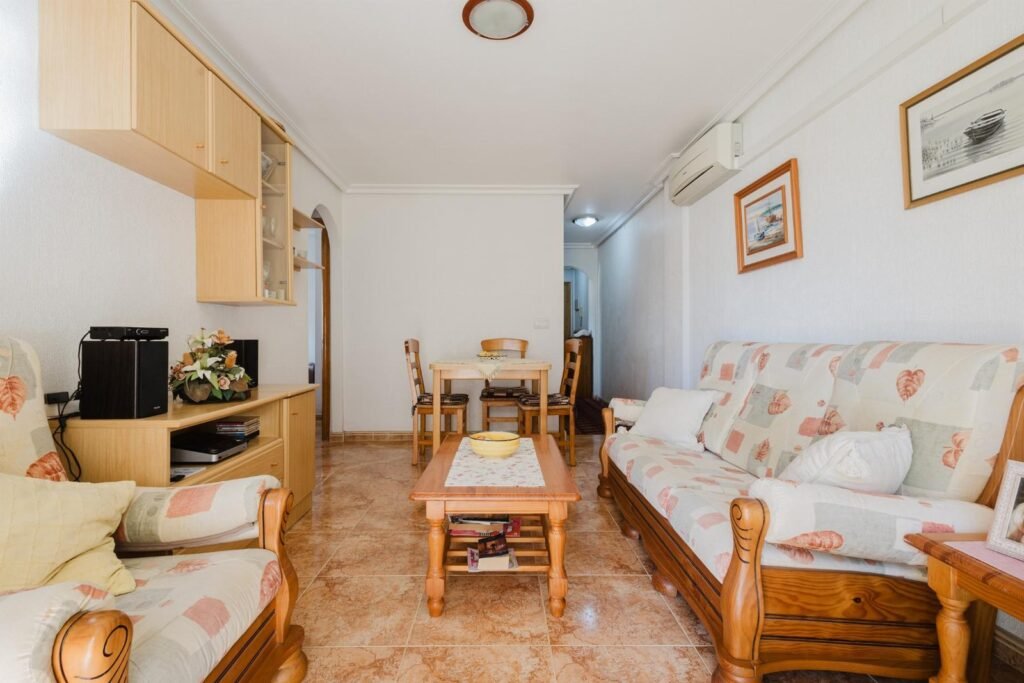 Apartamento en Torrevieja (segunda planta)