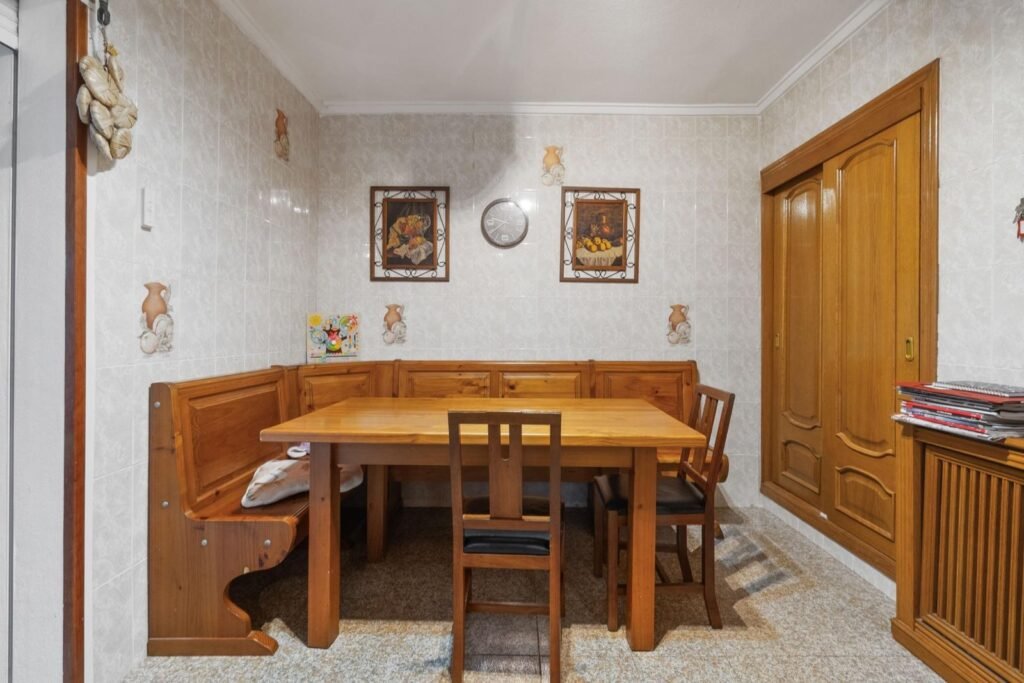 Chalet independiente con piscina en Los Balcones