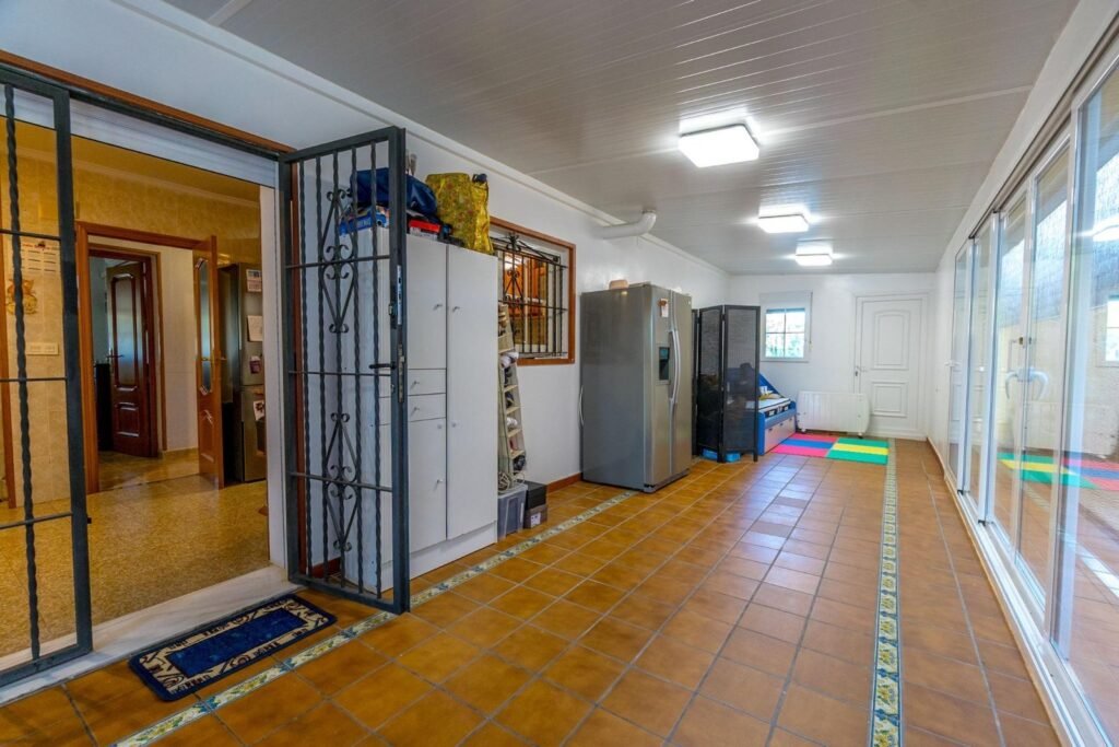 Chalet independiente con piscina en Los Balcones