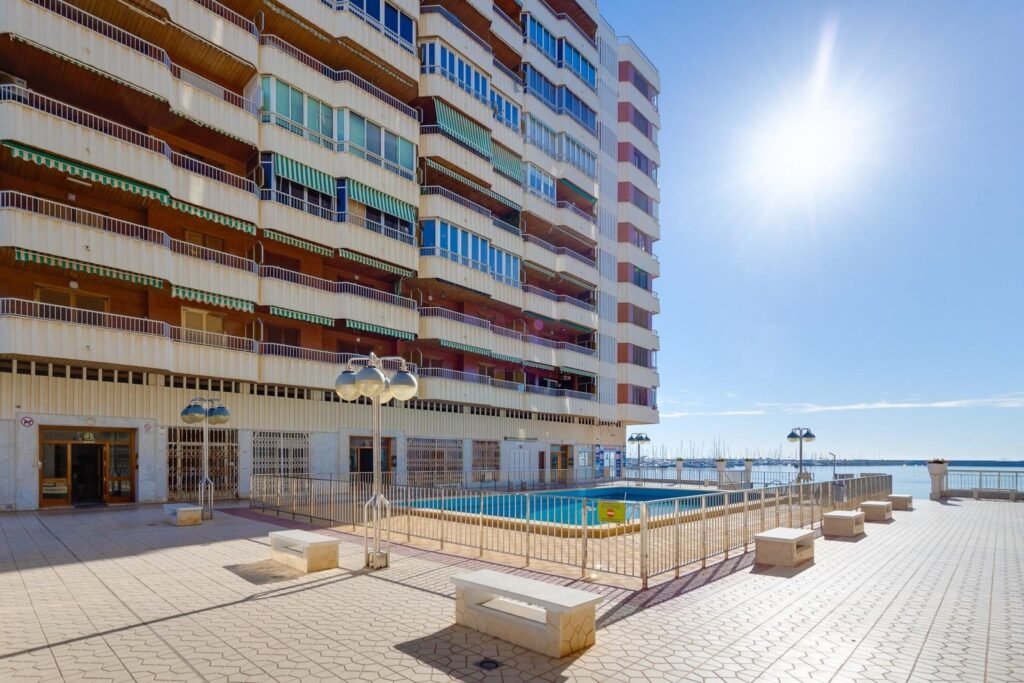 resale apartment torrevieja acequion 28342 xl