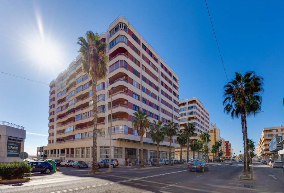 Lägenhet - Torrevieja - 239900 EUR
