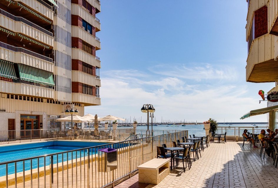 Lägenhet - Torrevieja - 239900 EUR