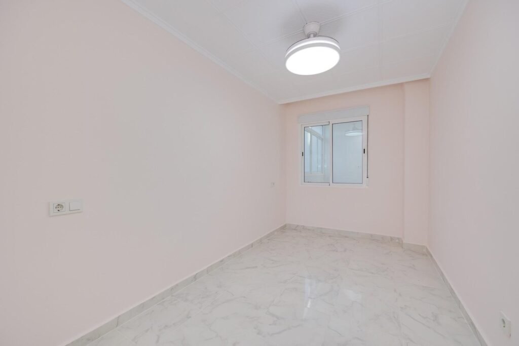 Lägenhet - Torrevieja - 239900 EUR