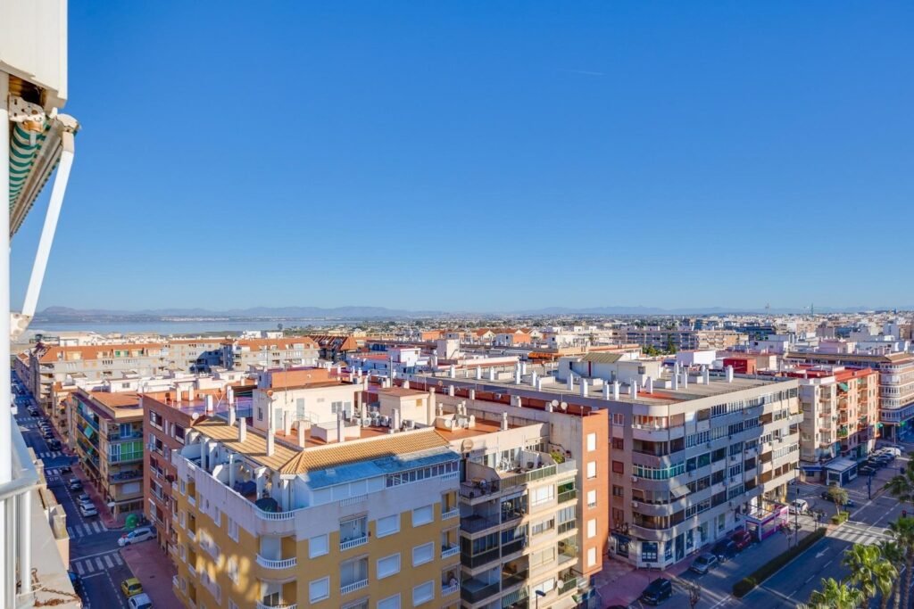 Lägenhet - Torrevieja - 239900 EUR