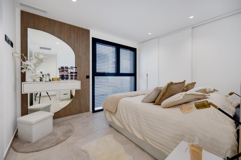 Apartment – Torrevieja – 332900 EUR