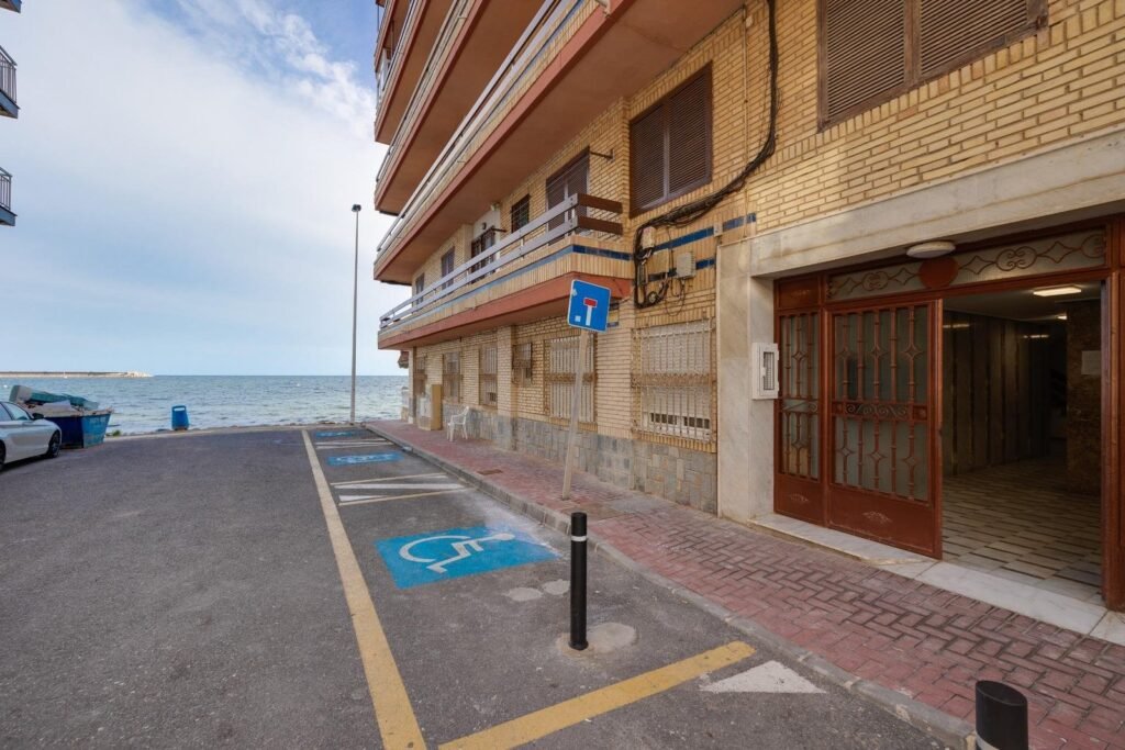 Apartment - Torrevieja - 225000 EUR