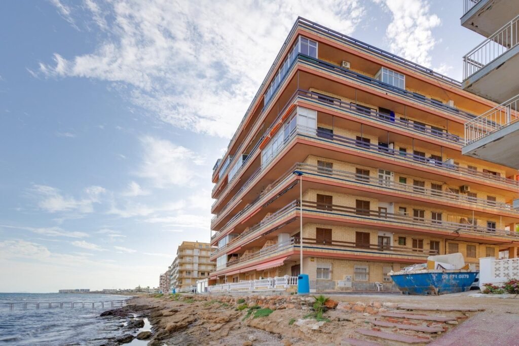 Apartment - Torrevieja - 225000 EUR