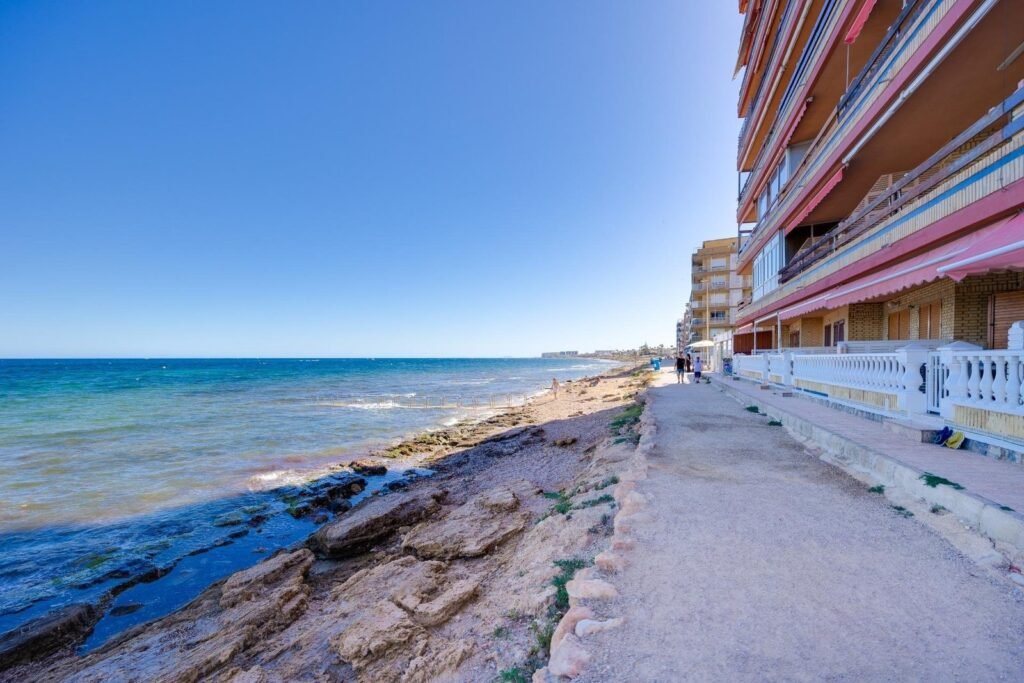 Apartment - Torrevieja - 225000 EUR