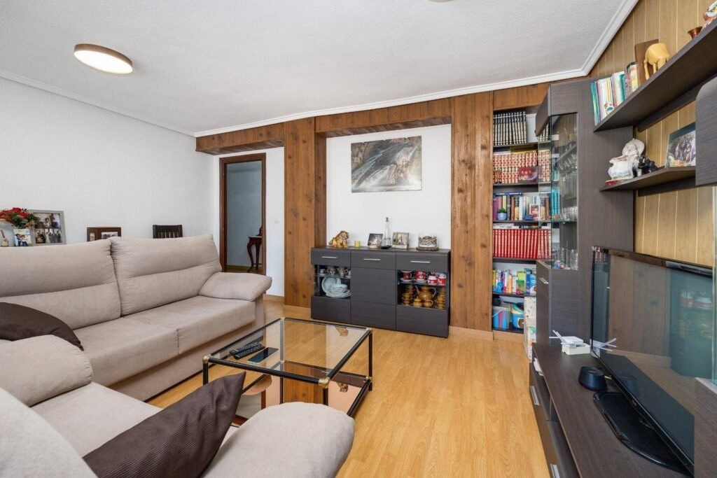Apartment – Torrevieja – 195000 EUR