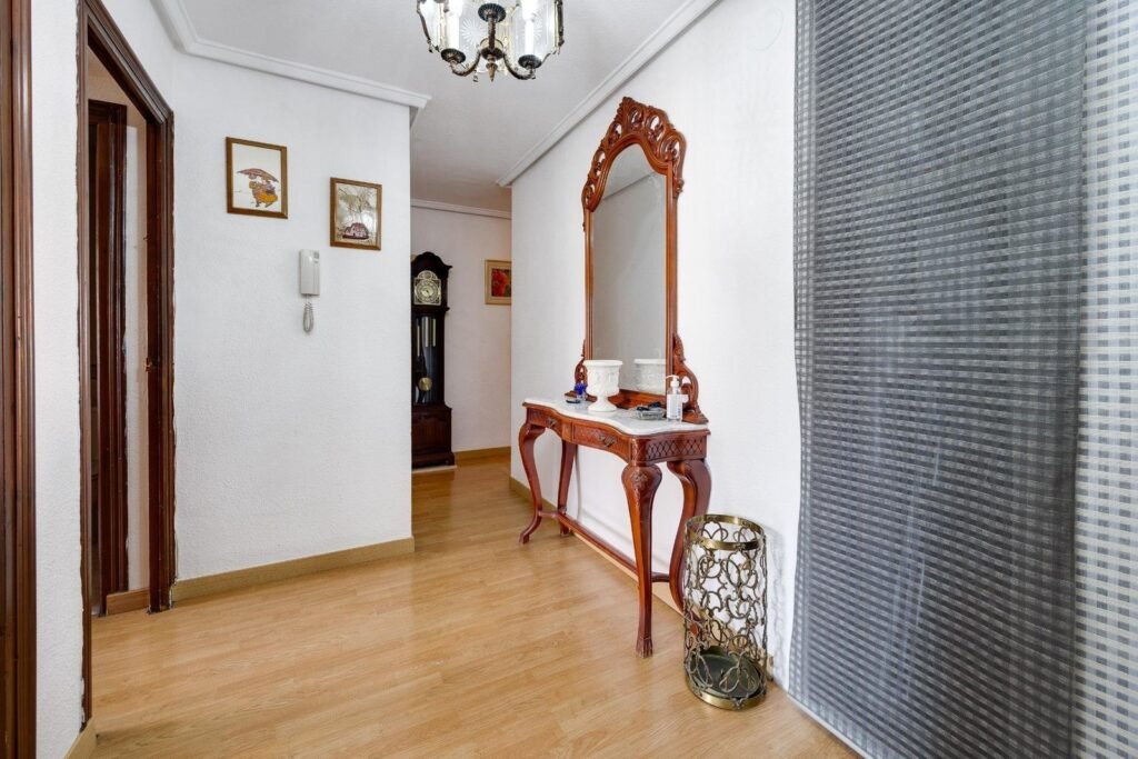 Apartment – Torrevieja – 195000 EUR