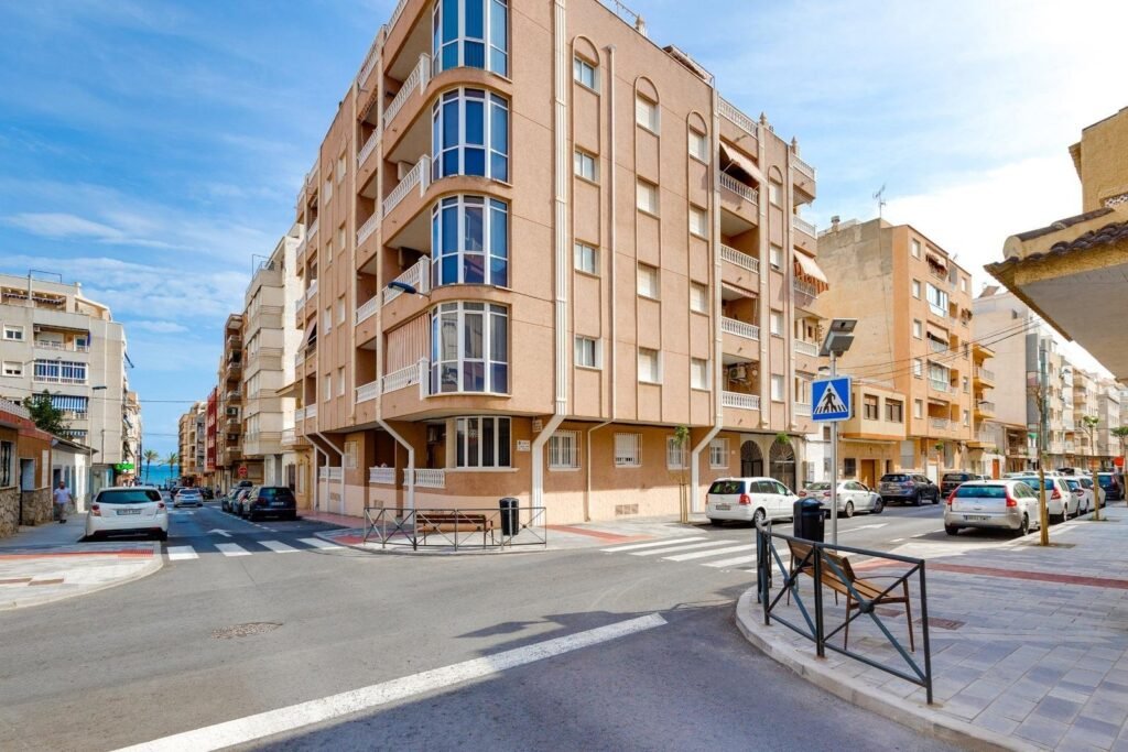Apartment – Torrevieja – 195000 EUR
