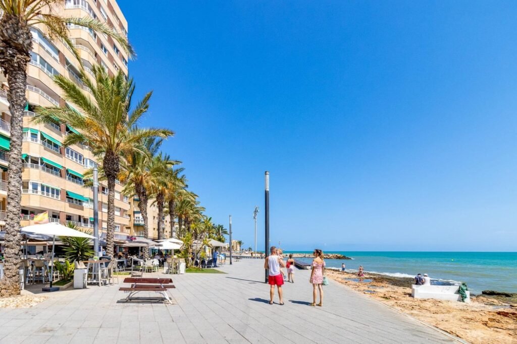 Apartment – Torrevieja – 195000 EUR
