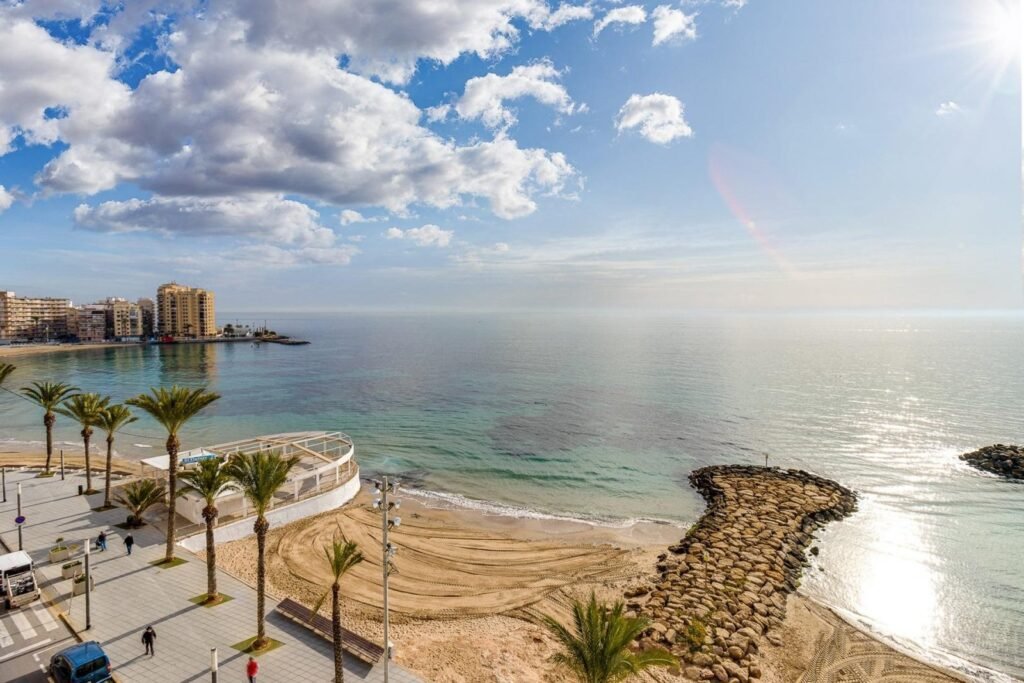 Apartment – Torrevieja – 195000 EUR