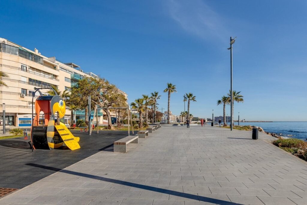 Apartment – Torrevieja – 195000 EUR