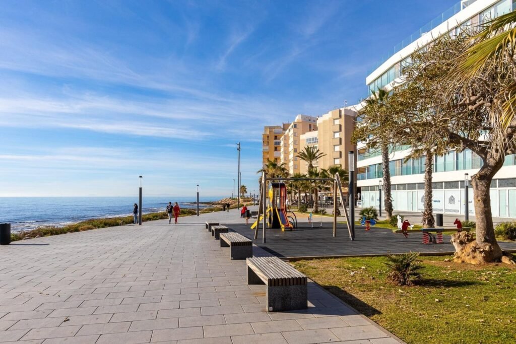 Apartment – Torrevieja – 195000 EUR