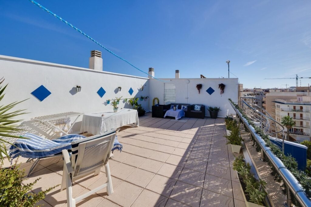 Penthouse – Torrevieja – 350000 EUR