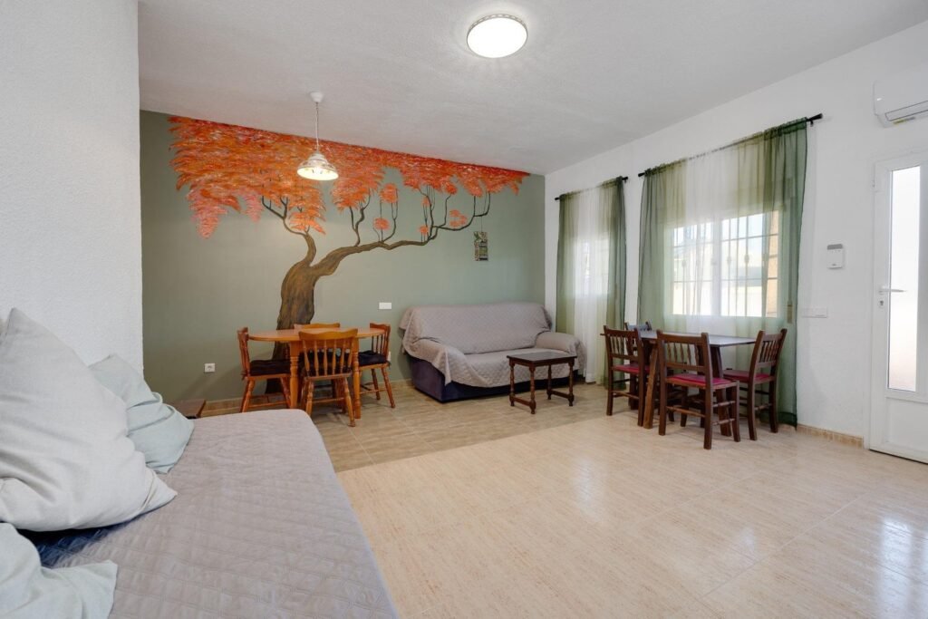Townhouse – Torrevieja – 244990 EUR