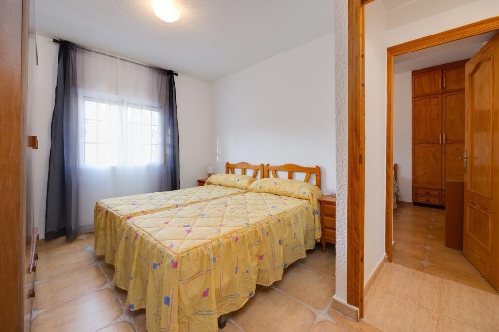 Townhouse – Torrevieja – 244990 EUR