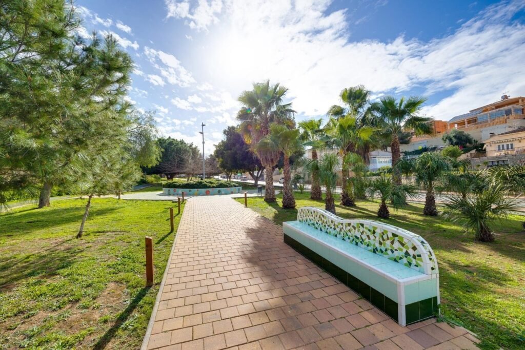 Townhouse – Torrevieja – 244990 EUR