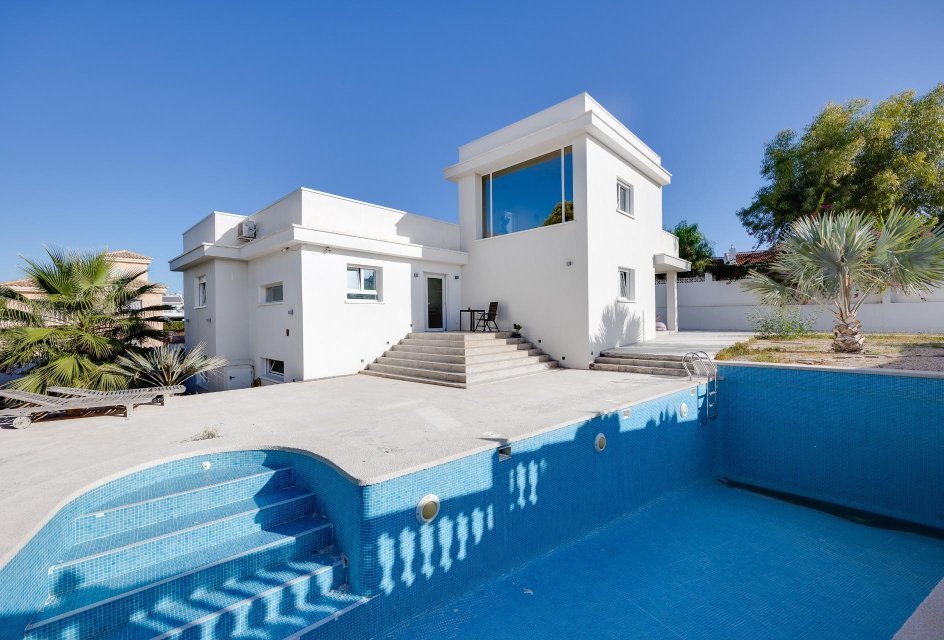 Villa – Ciudad Quesada – 549000 EUR