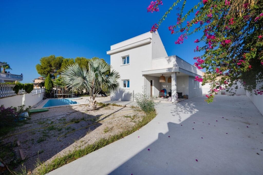 Villa – Ciudad Quesada – 549000 EUR