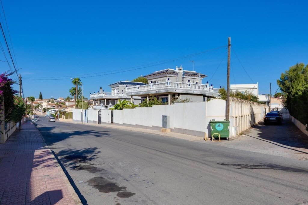 Villa – Ciudad Quesada – 549000 EUR