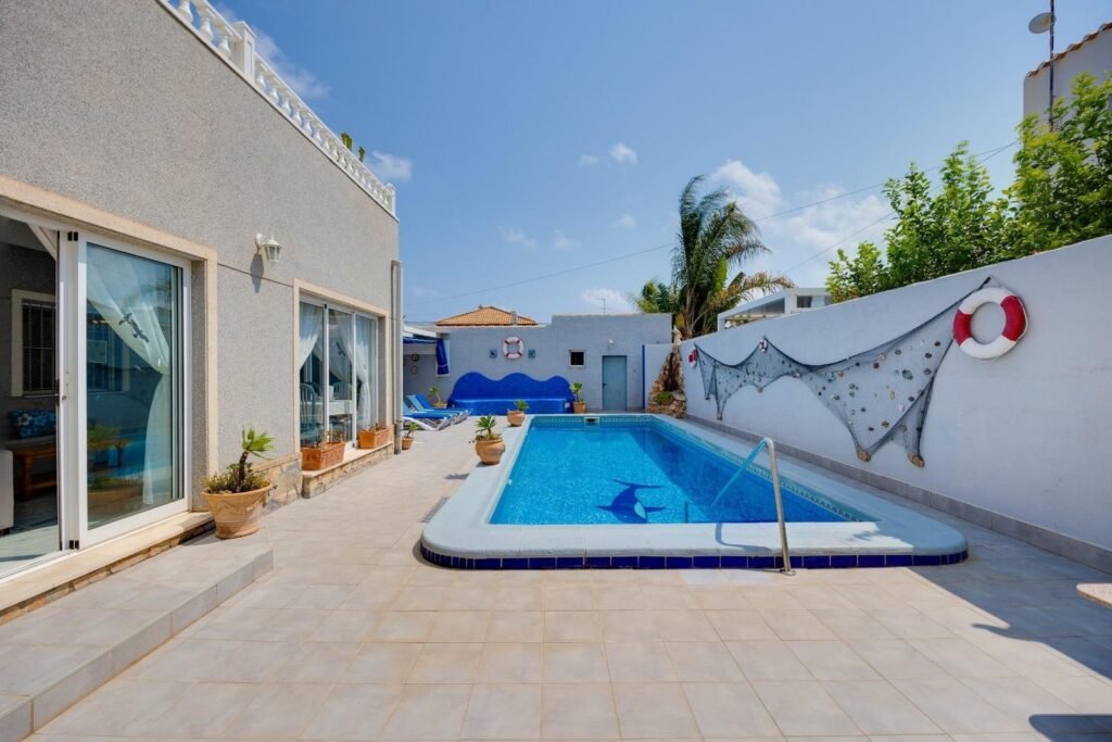 Villa – Orihuela Costa – 645000 EUR