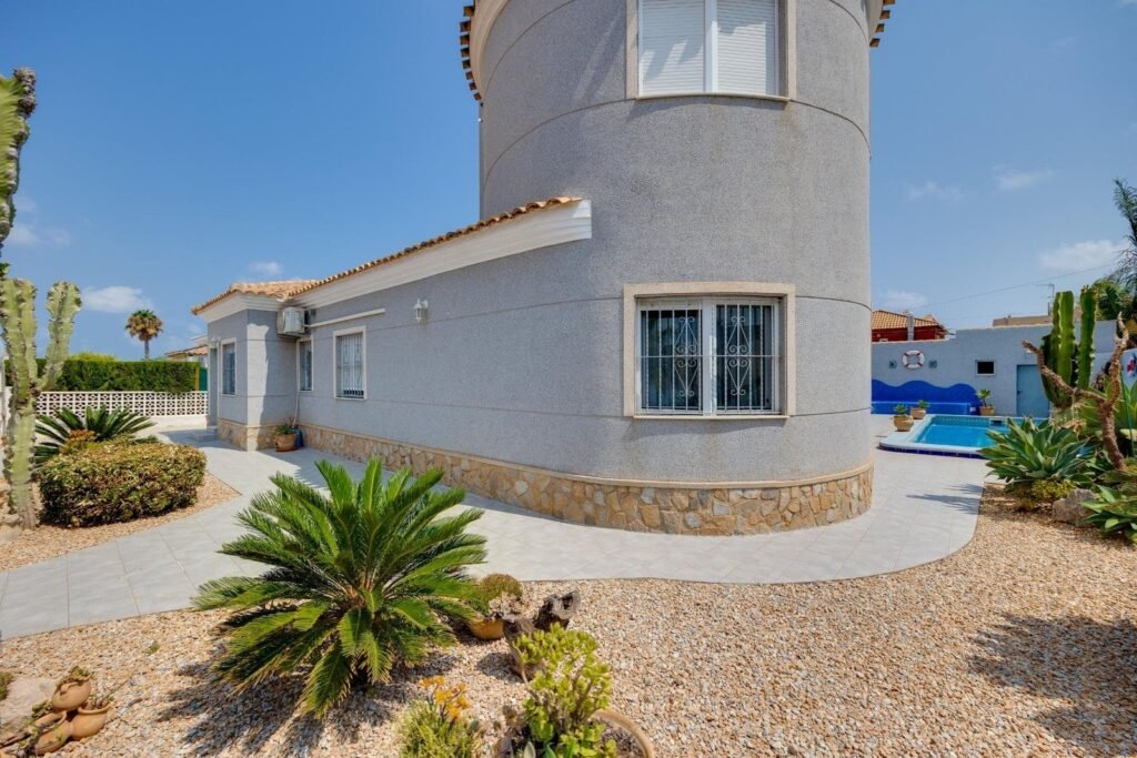 Villa – Orihuela Costa – 645000 EUR