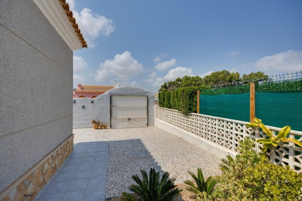 Villa – Orihuela Costa – 645000 EUR