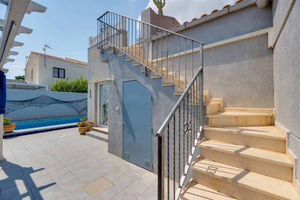 Villa – Orihuela Costa – 645000 EUR
