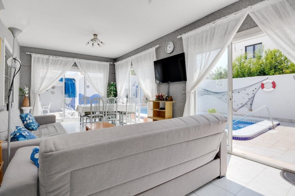 Villa – Orihuela Costa – 645000 EUR