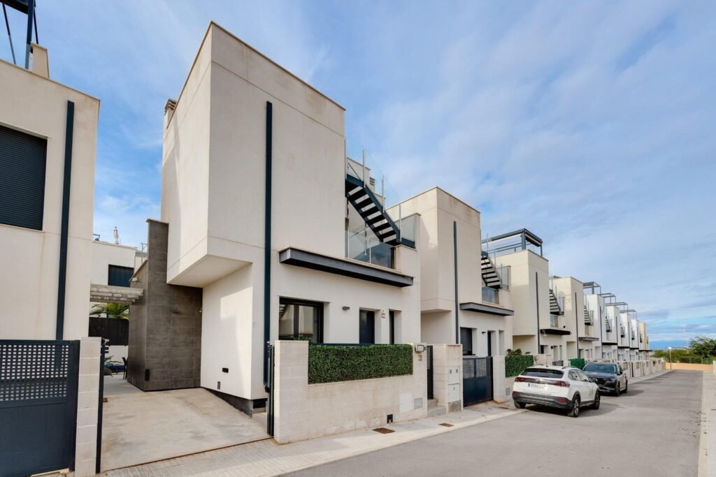 Villa - Orihuela Costa - 359900 EUR