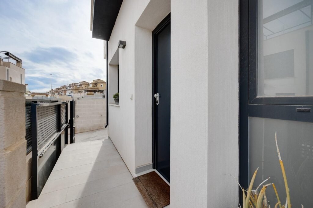 Villa - Orihuela Costa - 359900 EUR