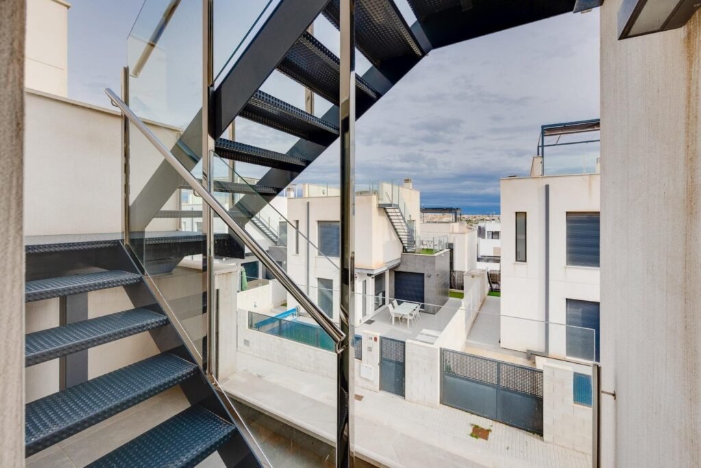 Villa - Orihuela Costa - 359900 EUR