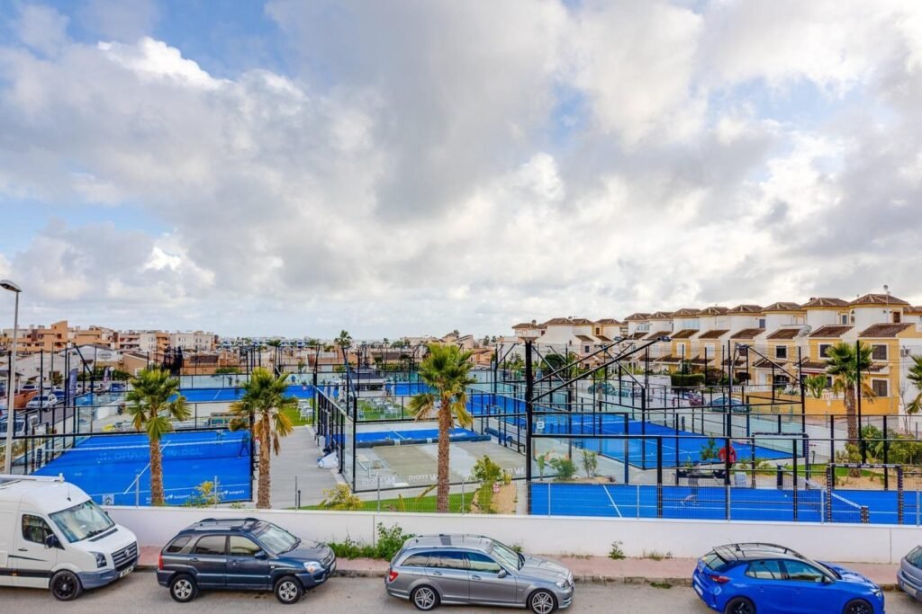 Villa - Orihuela Costa - 359900 EUR