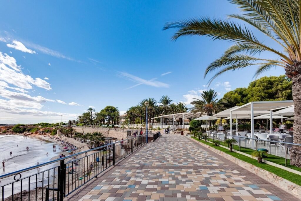 Villa - Orihuela Costa - 359900 EUR