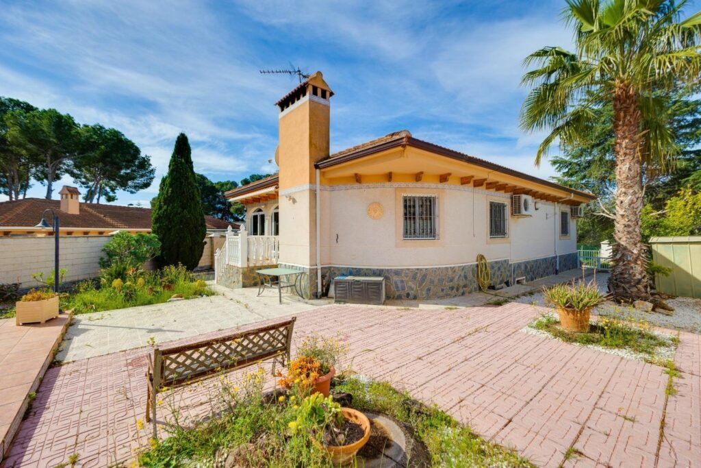 Villa - Pilar De La Horadada - 399000 EUR