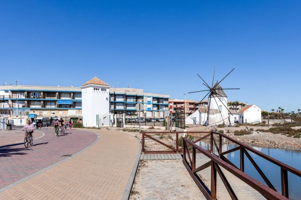 Villa - Pilar De La Horadada - 399000 EUR