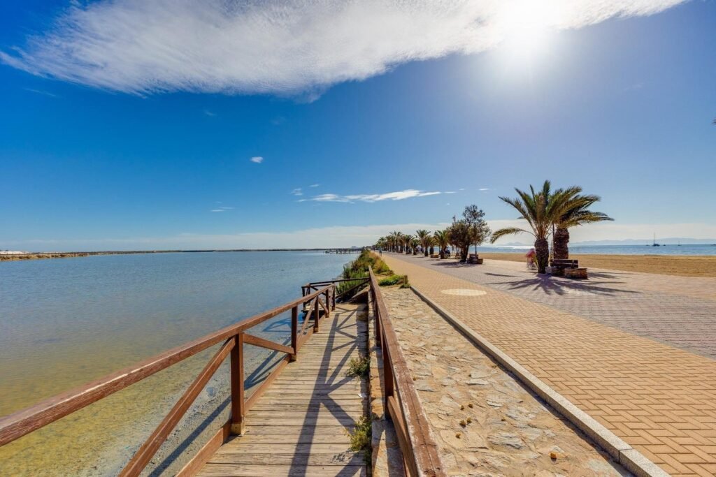 Villa - Pilar De La Horadada - 399000 EUR