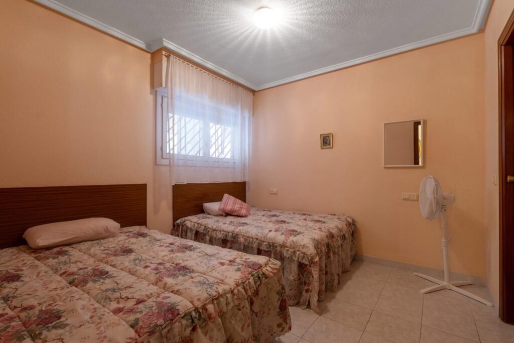 Asunto Espanjasta, Torrevieja keskusta