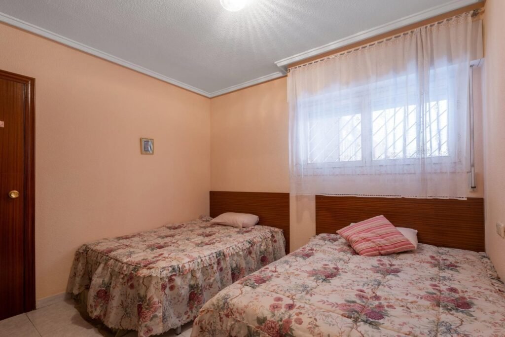 Asunto Espanjasta, Torrevieja keskusta