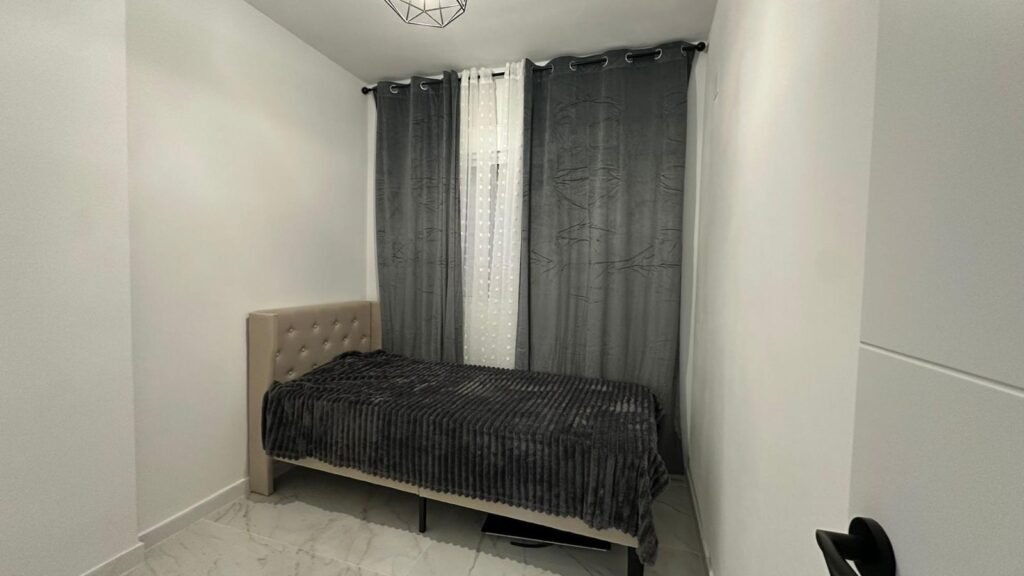 Asunto Espanjasta, Avanec Homes