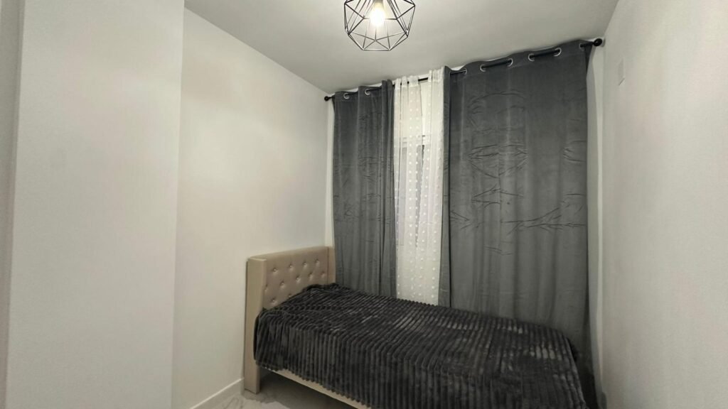 Asunto Espanjasta, Avanec Homes