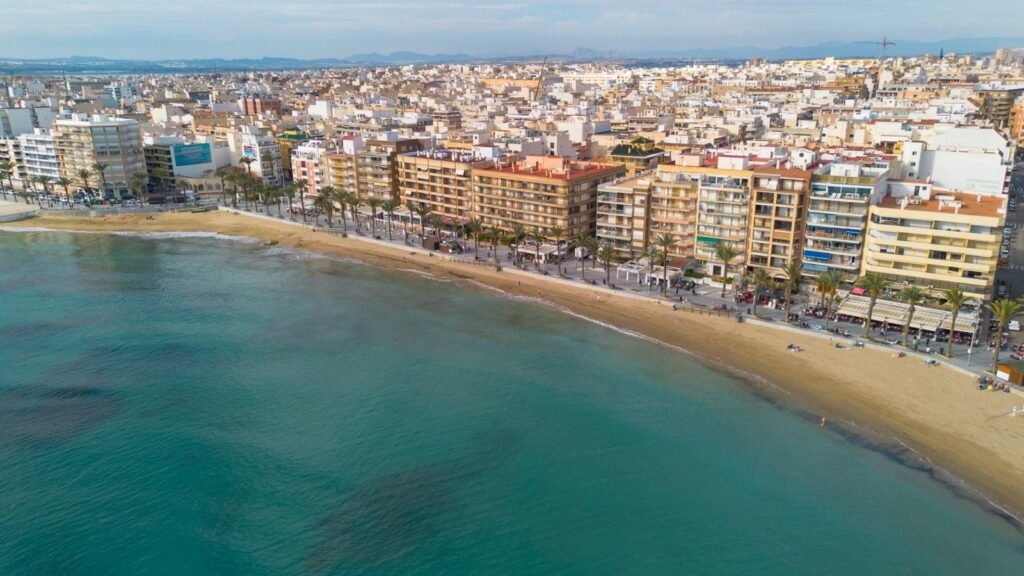 Asunto Espanjasta, Torrevieja keskusta